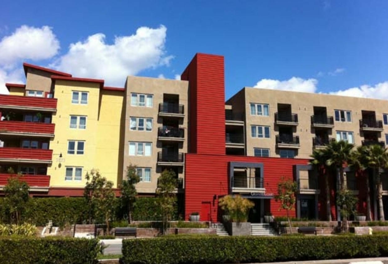 Grantie Court
